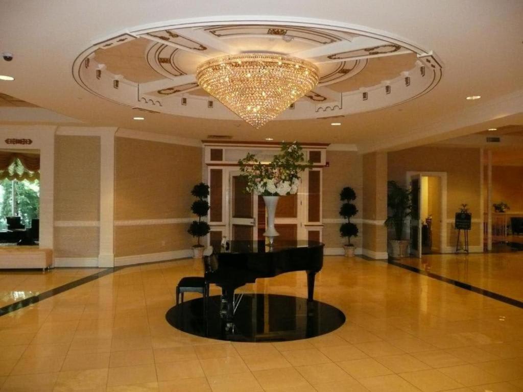 Serene Stay With Amenities & Breakfast Bar - The Wilshire Grand D West Orange Exterior foto